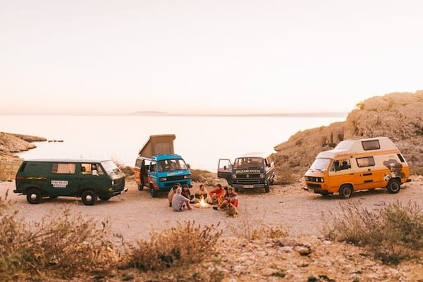 Quels sont les types d'hébergement les plus adaptés pour un road trip ?