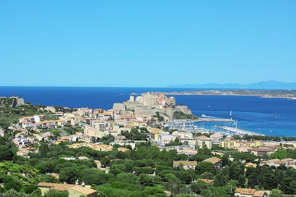 Votre avis compte : que pensent réellement les vacanciers du camping Bella Vista à Calvi ?