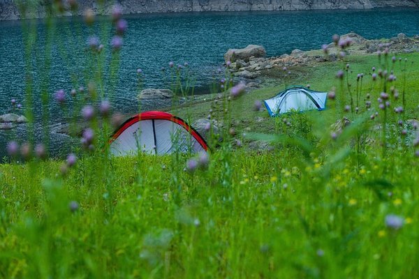 Votre Guide Ultime pour un Séjour Inoubliable en Camping au Lac de Maubuisson